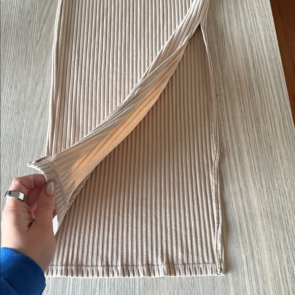 Princess Polly Ribbed Midi Skirt Beige Neutral Stretchy Size 2 - Picture 3 of 7